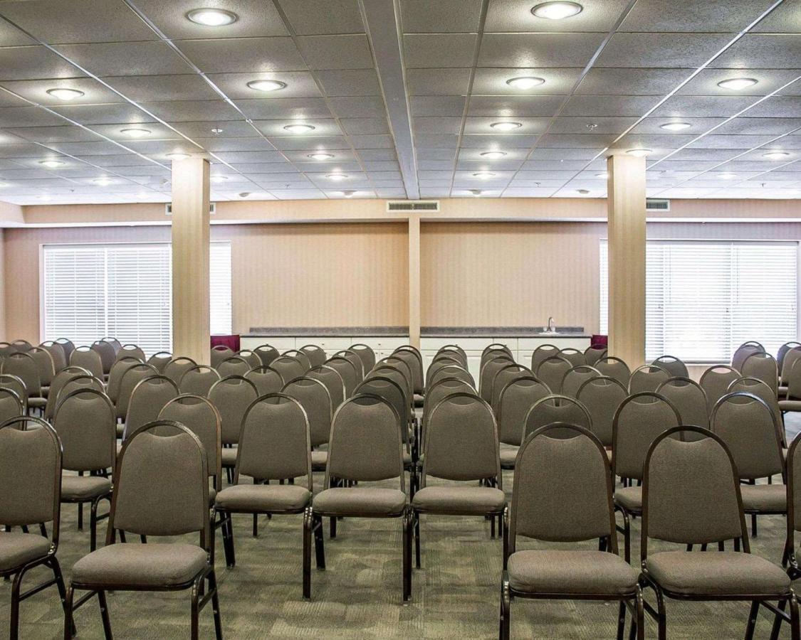 Quality Inn & Suites Bellville - Mansfield Εξωτερικό φωτογραφία