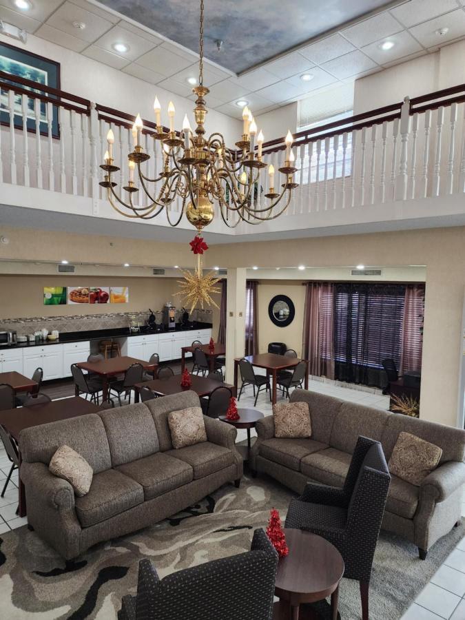 Quality Inn & Suites Bellville - Mansfield Εξωτερικό φωτογραφία