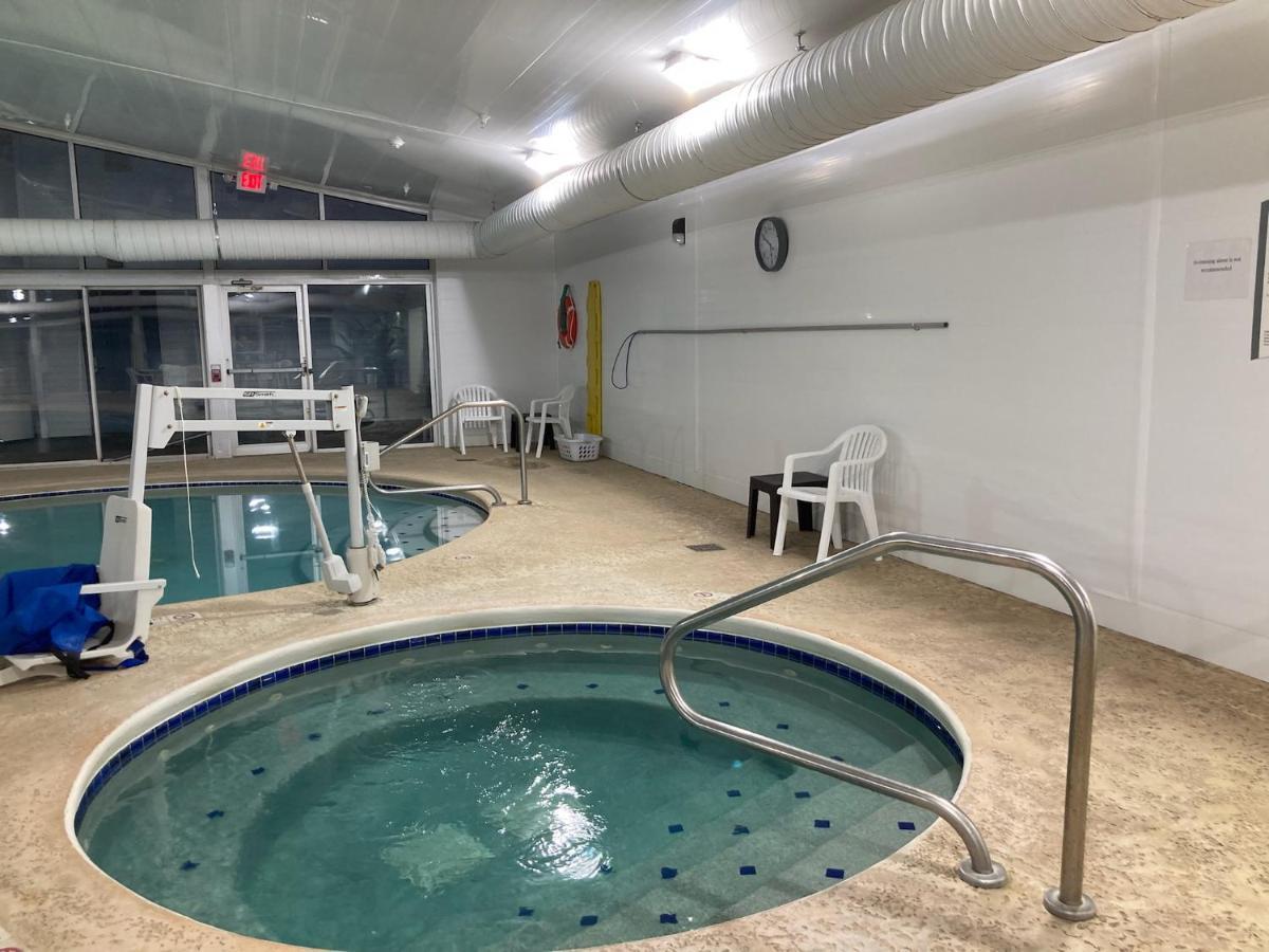 Quality Inn & Suites Bellville - Mansfield Εξωτερικό φωτογραφία