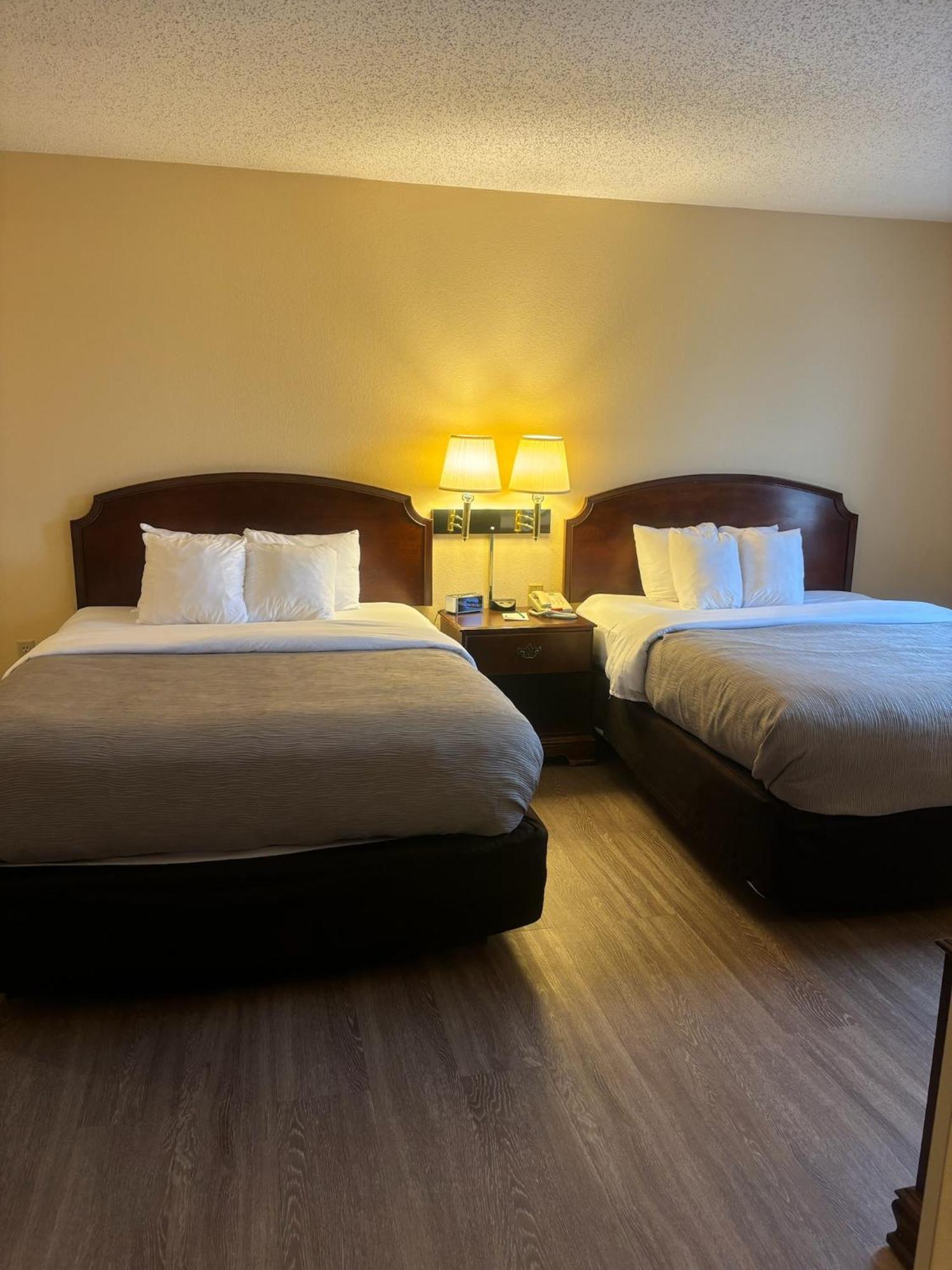 Quality Inn & Suites Bellville - Mansfield Εξωτερικό φωτογραφία