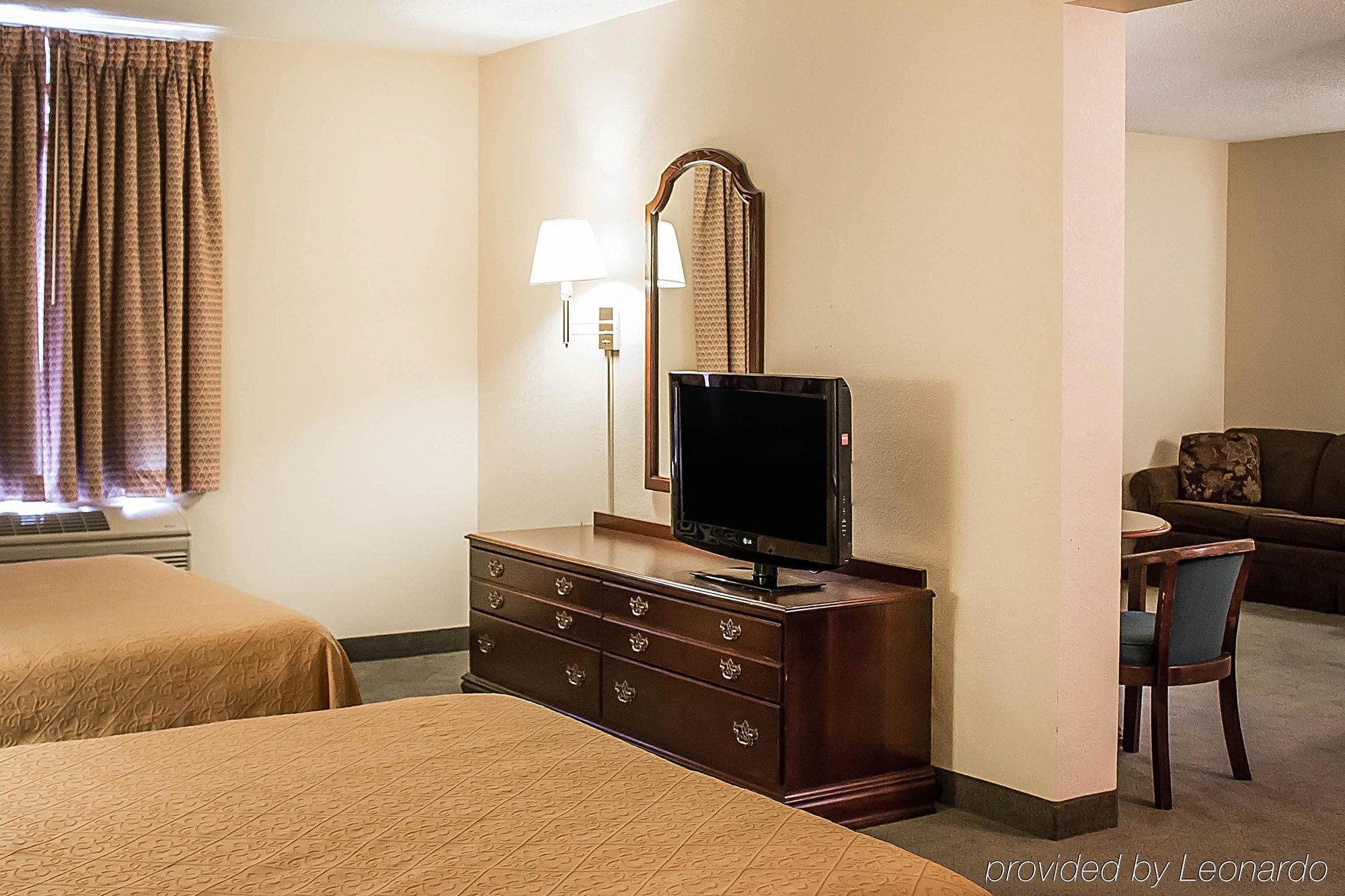 Quality Inn & Suites Bellville - Mansfield Εξωτερικό φωτογραφία