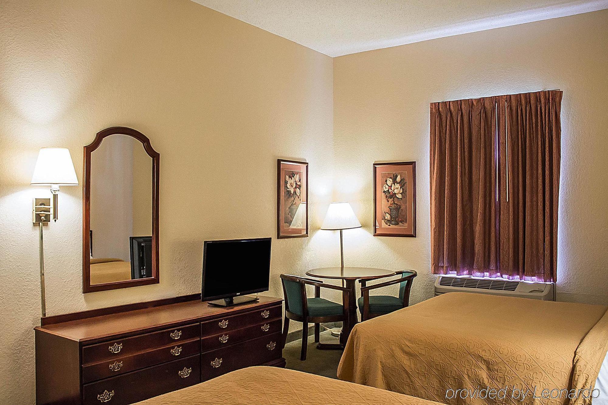 Quality Inn & Suites Bellville - Mansfield Εξωτερικό φωτογραφία